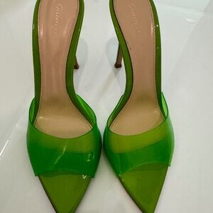 Gianvito Rossi green heels